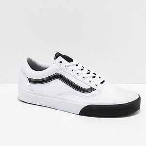 VANS COLORBLOCK BLACK AND WHITE OLD SKOOLS
